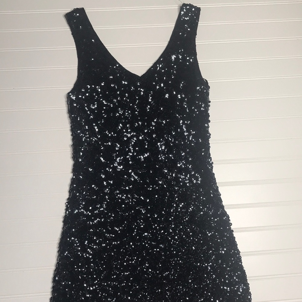 Amber Blue Sz S black sequin mini dress